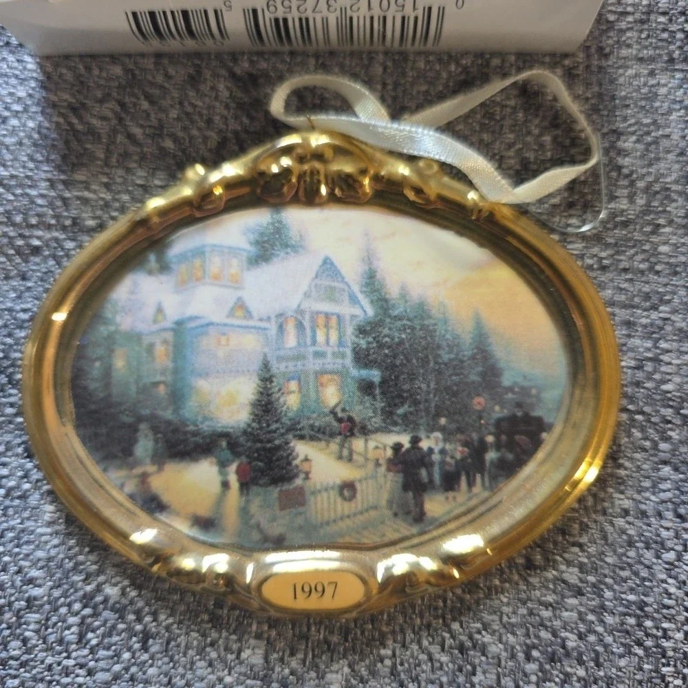 1997 Hallmark Keepsake Ceramic Ornament Victorian Christmas Thomas Kinkade